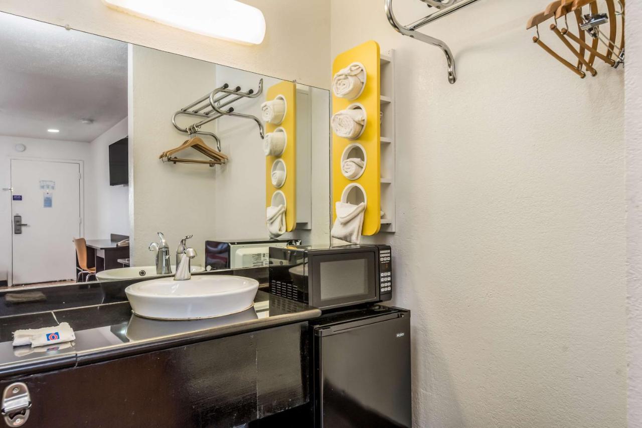 Motel 6-Westley, Ca Екстер'єр фото